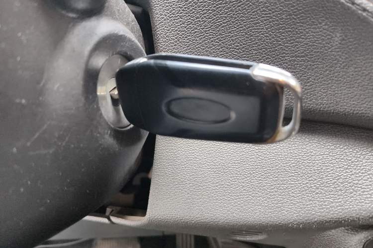 Used Ford Escort 2015 1.5L Automatic Fashion Model Vehicle Key