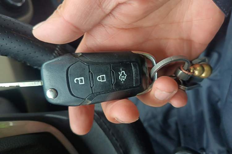 Used Ford Escort 2015 1.5L Automatic Fashion Model Vehicle Key