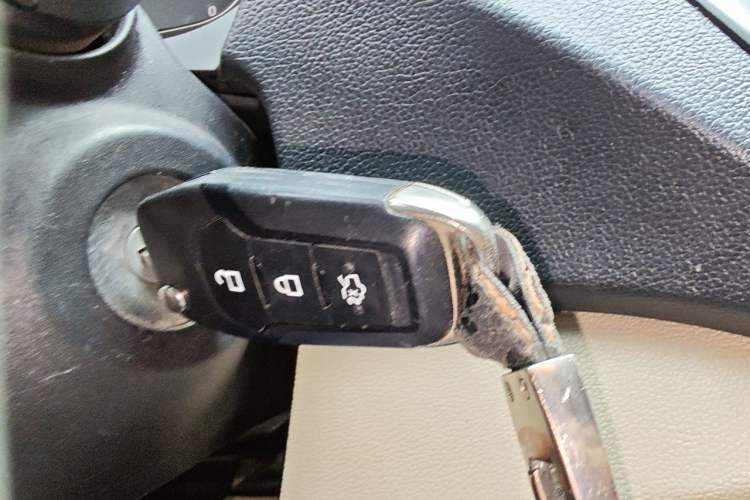 Used Ford Escort 2015 1.5L Manual Comfort Model Vehicle Key