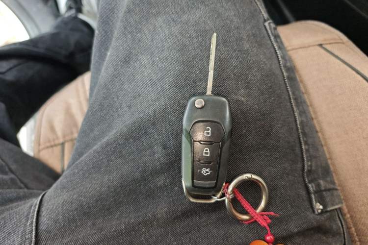 Used Ford Escort 2015 1.5L Automatic Comfort Edition Vehicle Key