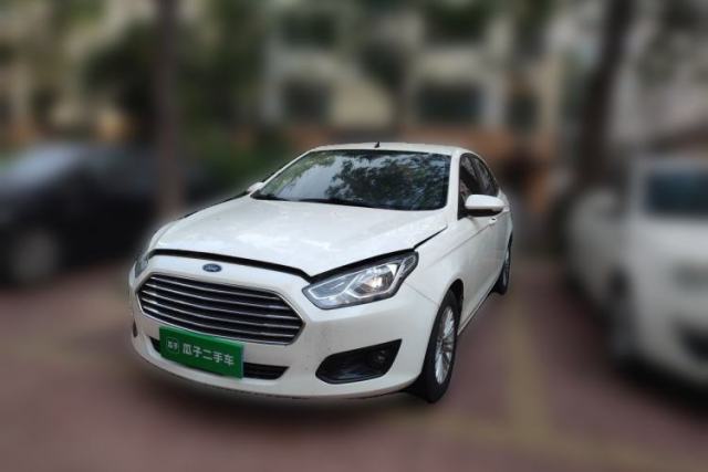 Ojetý Ford Escort 2015 1.5L Automatic Comfort Edition