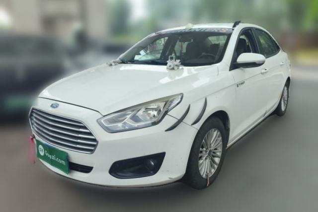 Ojetý Ford Escort 2015 1.5L Automatic Comfort Edition