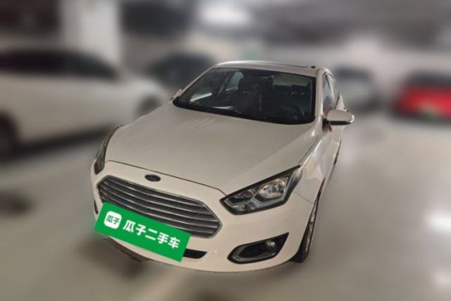 Used Ford Escort 2015 1.5L Automatic Fashion Model