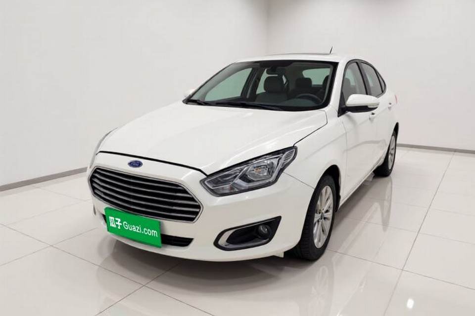 Ford Escort 2015