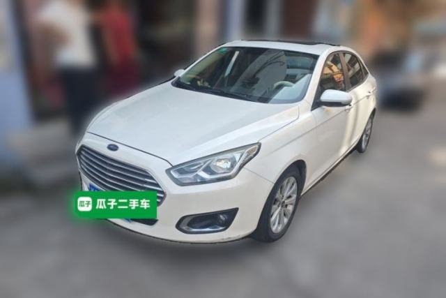 Used Ford Escort 2015 1.5L Automatic Fashion Model