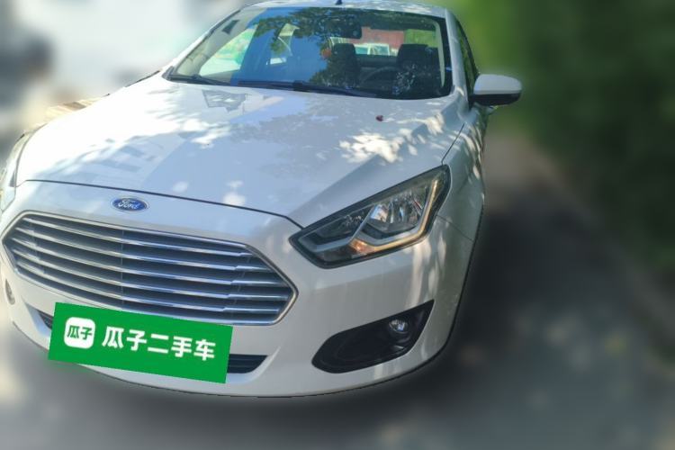 Used Ford Escort 2015 1.5L Automatic Comfort Edition Guazi used car, China used car export, Used car for sale, Used  cars, Cheapest cars for sale