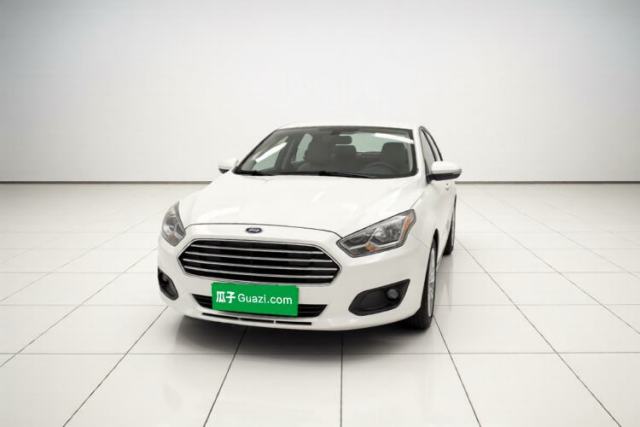 Ford Escort 2015 1.5L Automatic Comfort Edition usado