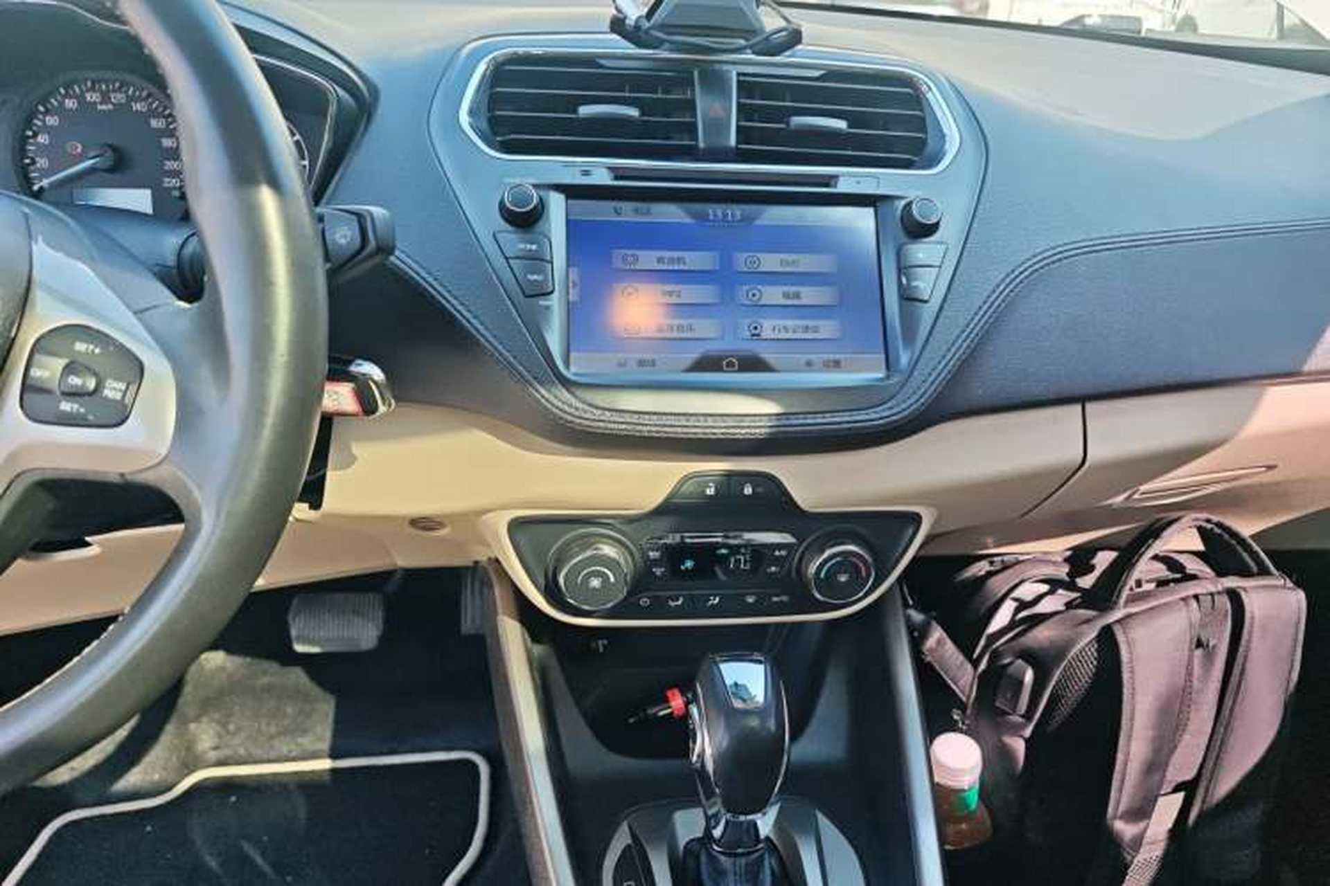 Used Ford Escort 2015 1.5L Automatic Fashion Model Audio And AC Panel