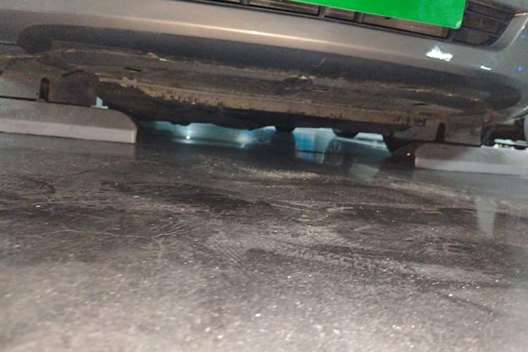 Used Ford Escort 2015 1.5L Manual Comfort Model Chassis Front