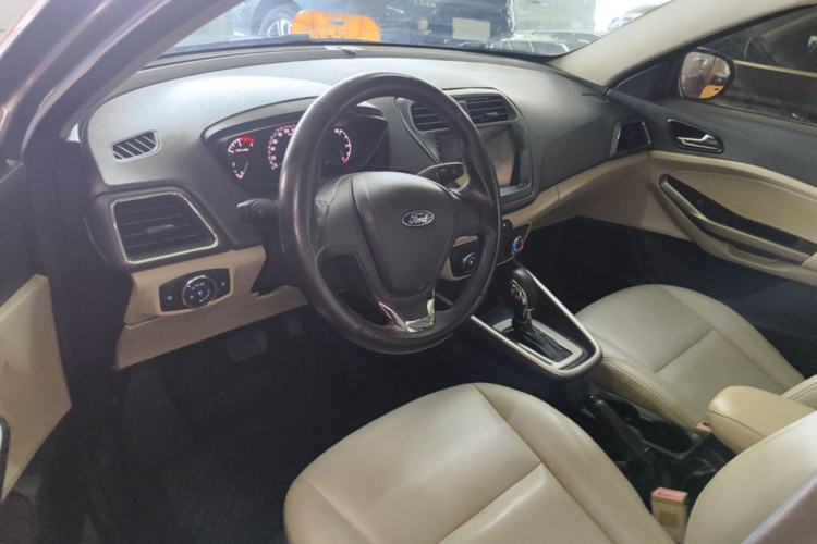 Used Ford Escort 2015 1.5L Automatic Comfort Edition Driver Seat