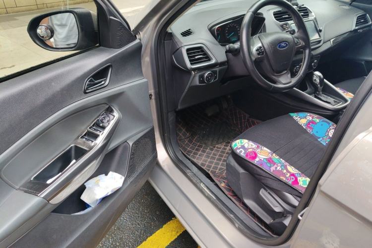 Used Ford Escort 2015 1.5L Automatic Fashion Model Driver Seat
