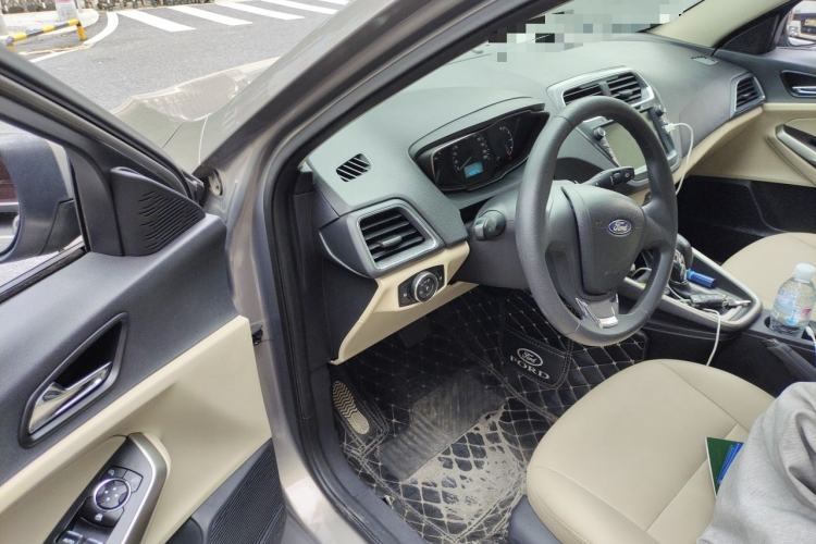 Used Ford Escort 2015 1.5L Automatic Comfort Edition Driver Seat