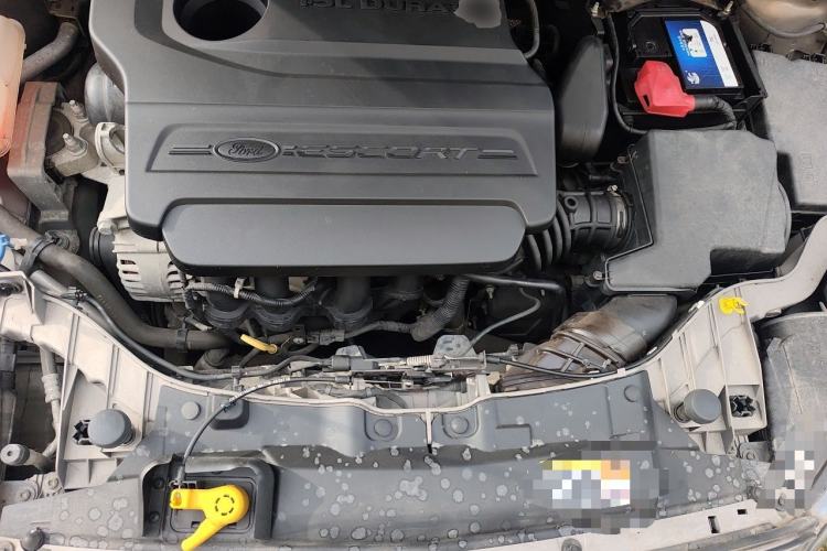 Used Ford Escort 2015 1.5L Automatic Fashion Model Engine Bay
