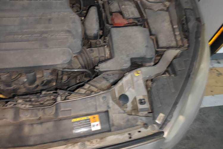 Used Ford Escort 2015 1.5L Automatic Comfort Edition Engine Bay Left