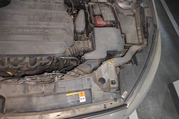Used Ford Escort 2015 1.5L Automatic Comfort Edition Engine Bay Left