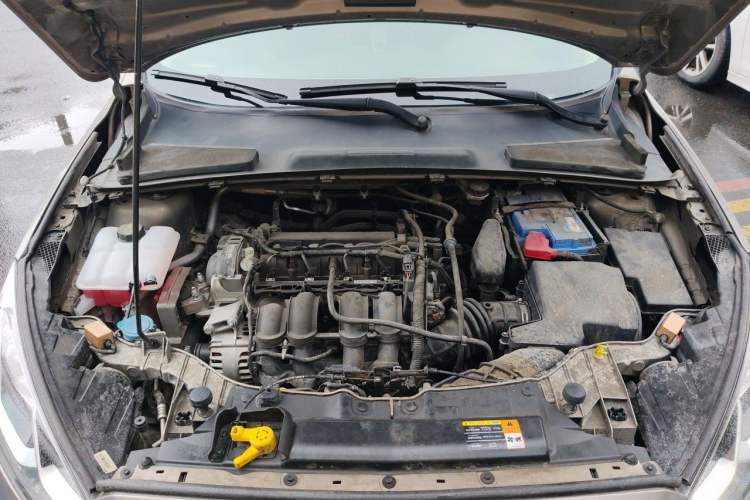 Used Ford Escort 2015 1.5L Automatic Fashion Model Engine Bay