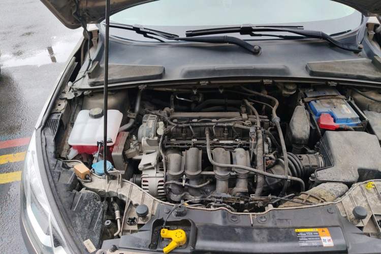 Used Ford Escort 2015 1.5L Automatic Fashion Model Engine Bay Right