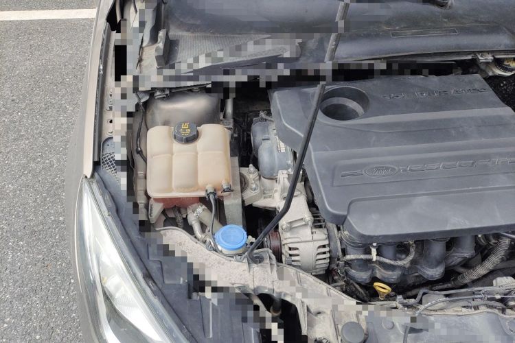 Used Ford Escort 2015 1.5L Automatic Comfort Edition Engine Bay Right