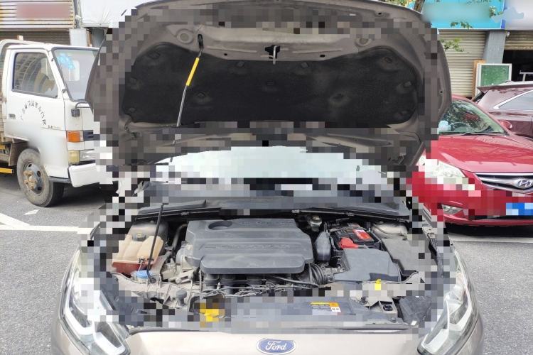 Used Ford Escort 2015 1.5L Automatic Comfort Edition Engine Bay