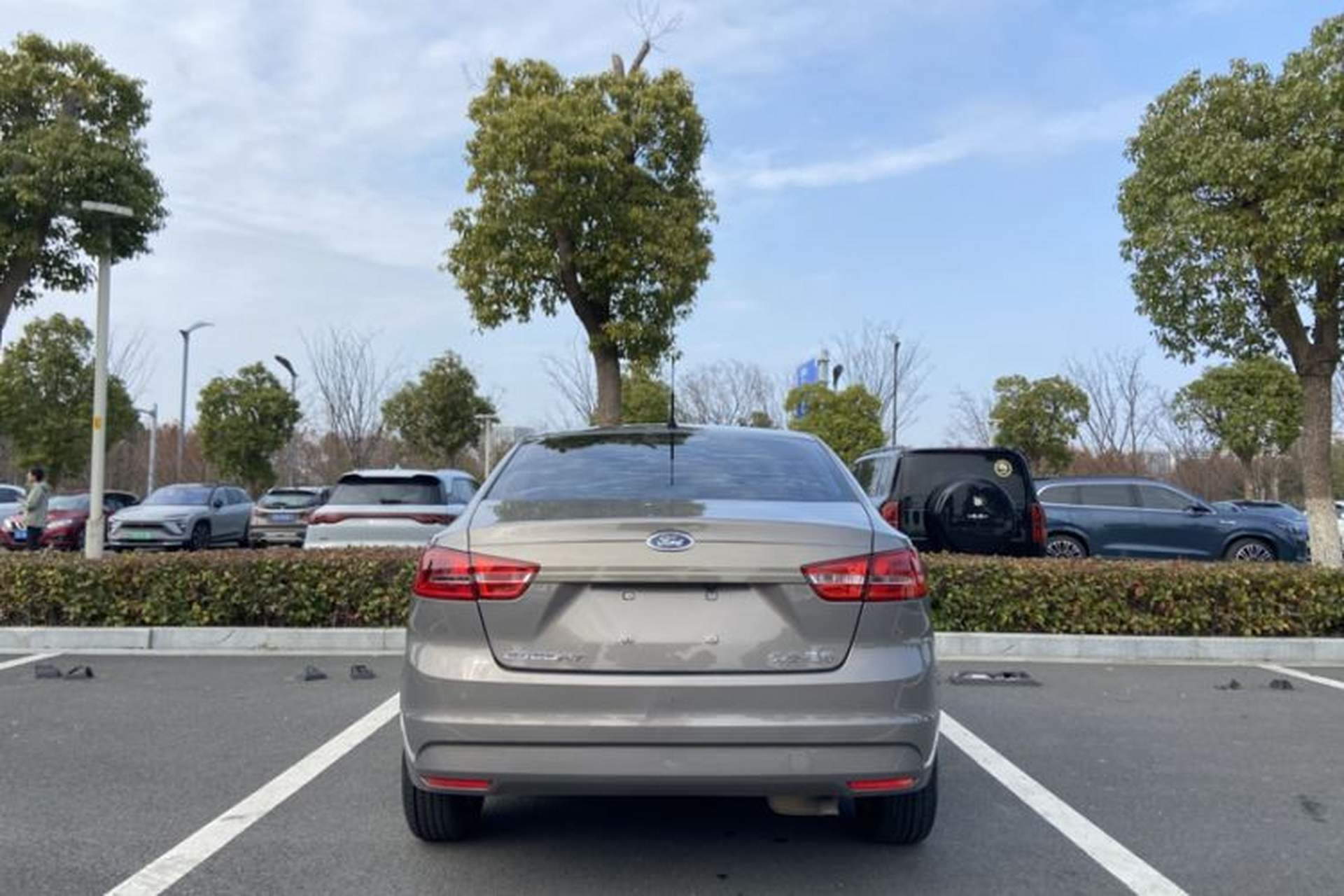 Used Ford Escort 2015 1.5L Automatic Comfort Edition Exterior 1