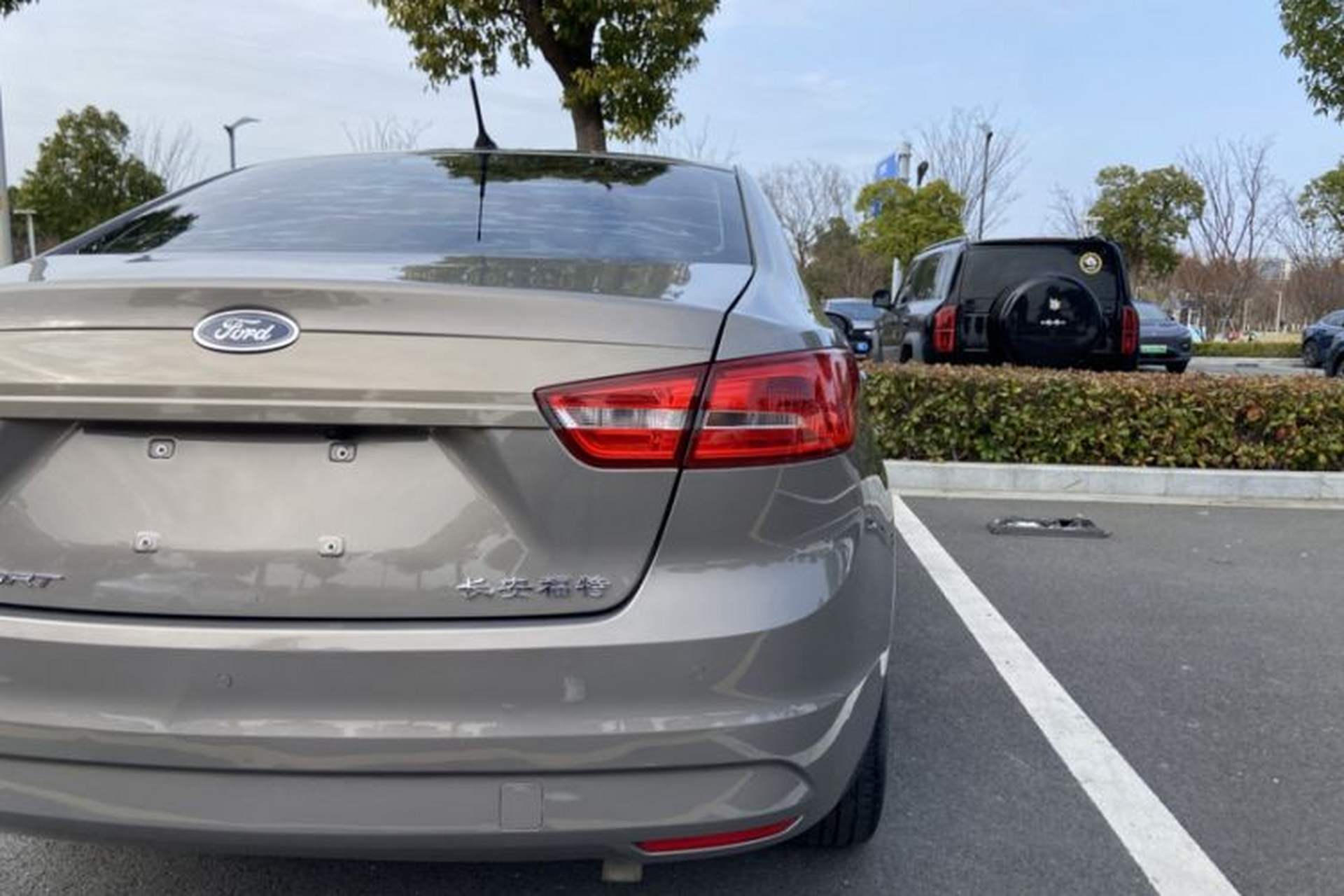 Used Ford Escort 2015 1.5L Automatic Comfort Edition Exterior 10