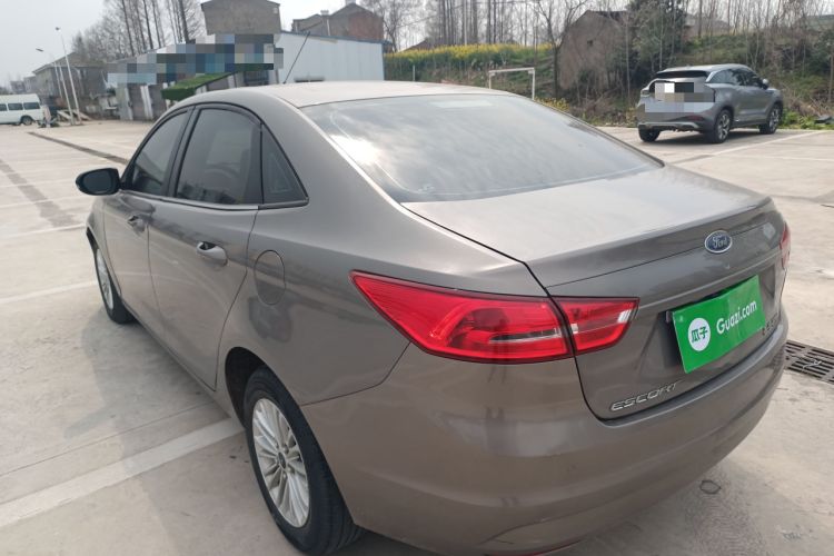 Used Ford Escort 2015 1.5L Manual Comfort Model Exterior 2