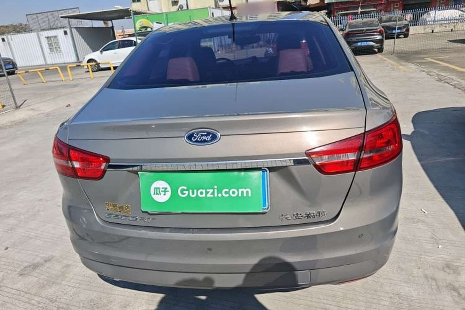 Used Ford Escort 2015 1.5L Automatic Fashion Model Exterior 4