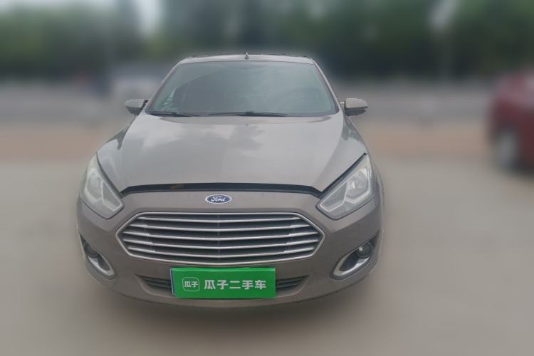 Used Ford Escort 2015 1.5L Automatic Fashion Model Front