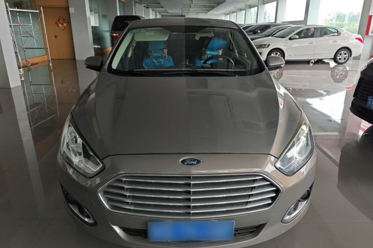 Used Ford Escort 2015 1.5L Automatic Fashion Model Front