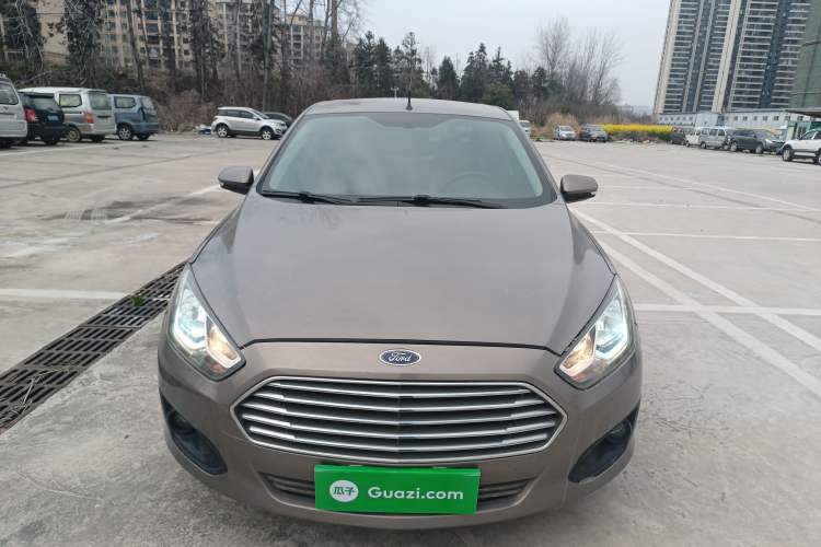 Used Ford Escort 2015 1.5L Manual Comfort Model Front
