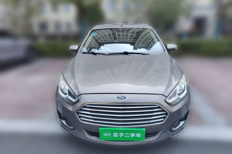 Used Ford Escort 2015 1.5L Automatic Fashion Model Front