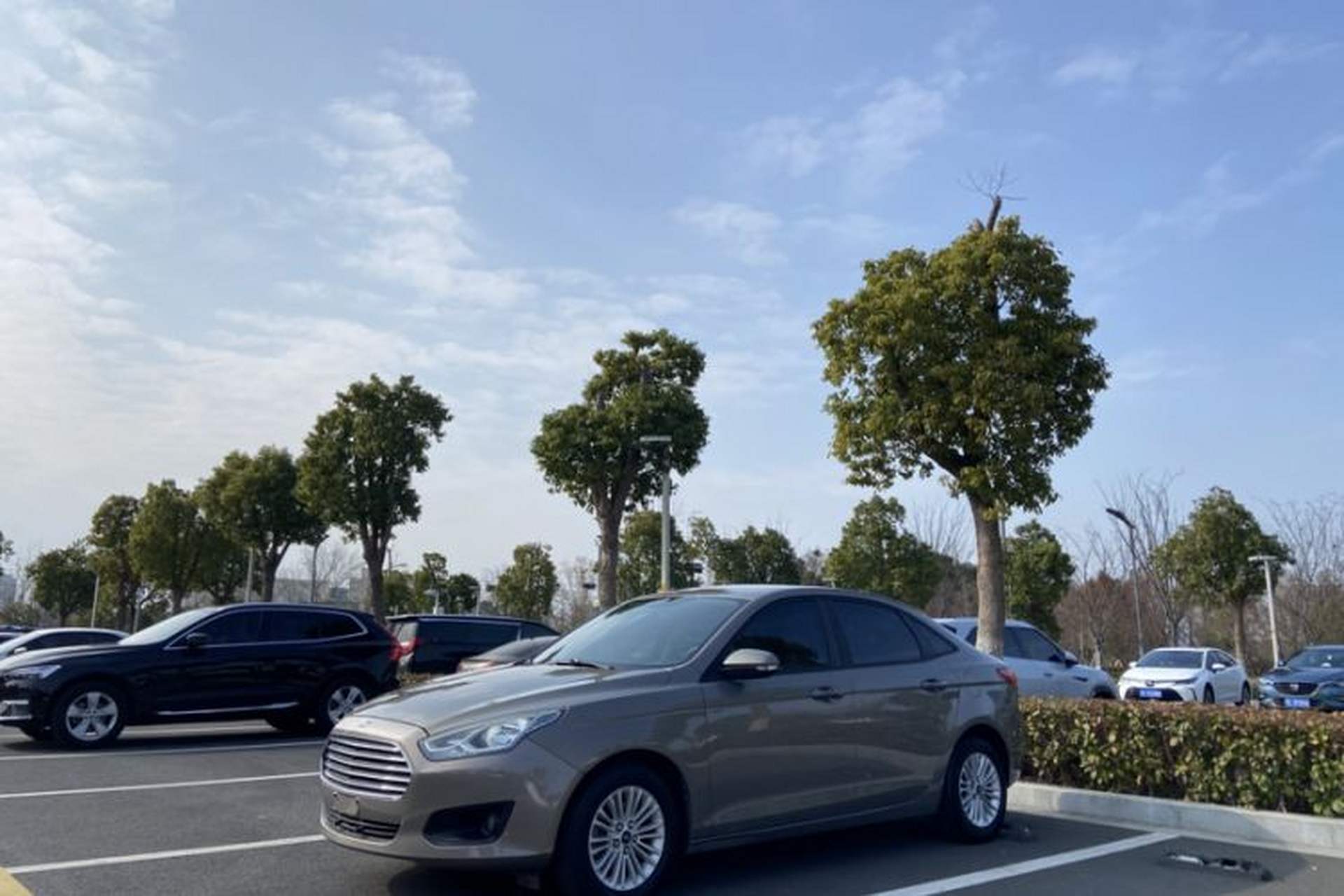 Used Ford Escort 2015 1.5L Automatic Comfort Edition Front Left 45 Deg