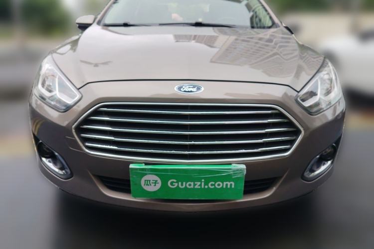 Used Ford Escort 2015 1.5L Automatic Fashion Model Front