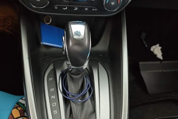 Used Ford Escort 2015 1.5L Automatic Fashion Model Gear Lever