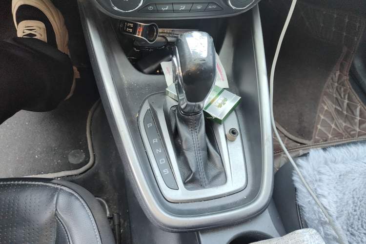 Used Ford Escort 2015 1.5L Automatic Fashion Model Gear Lever