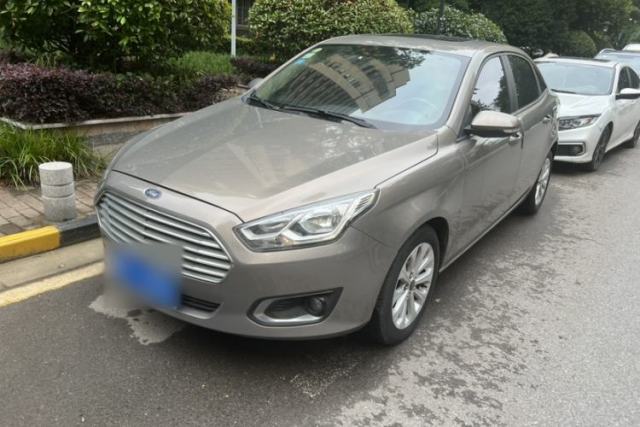 Used Ford Escort 2015 1.5L Automatic Fashion Model
