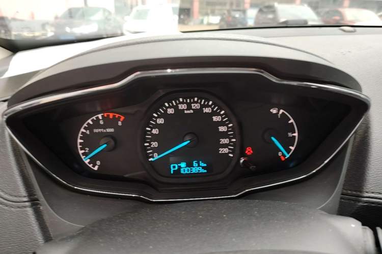 Used Ford Escort 2015 1.5L Automatic Fashion Model Instrument Cluster