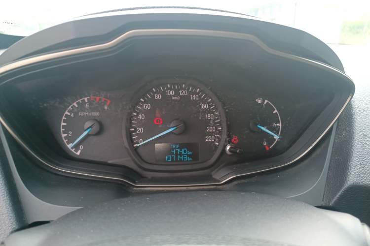 Used Ford Escort 2015 1.5L Manual Comfort Model Instrument Cluster