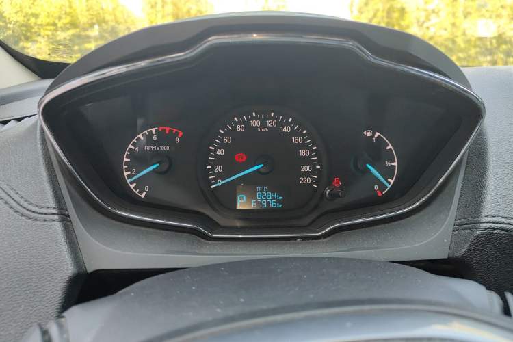 Used Ford Escort 2015 1.5L Automatic Fashion Model Instrument Cluster
