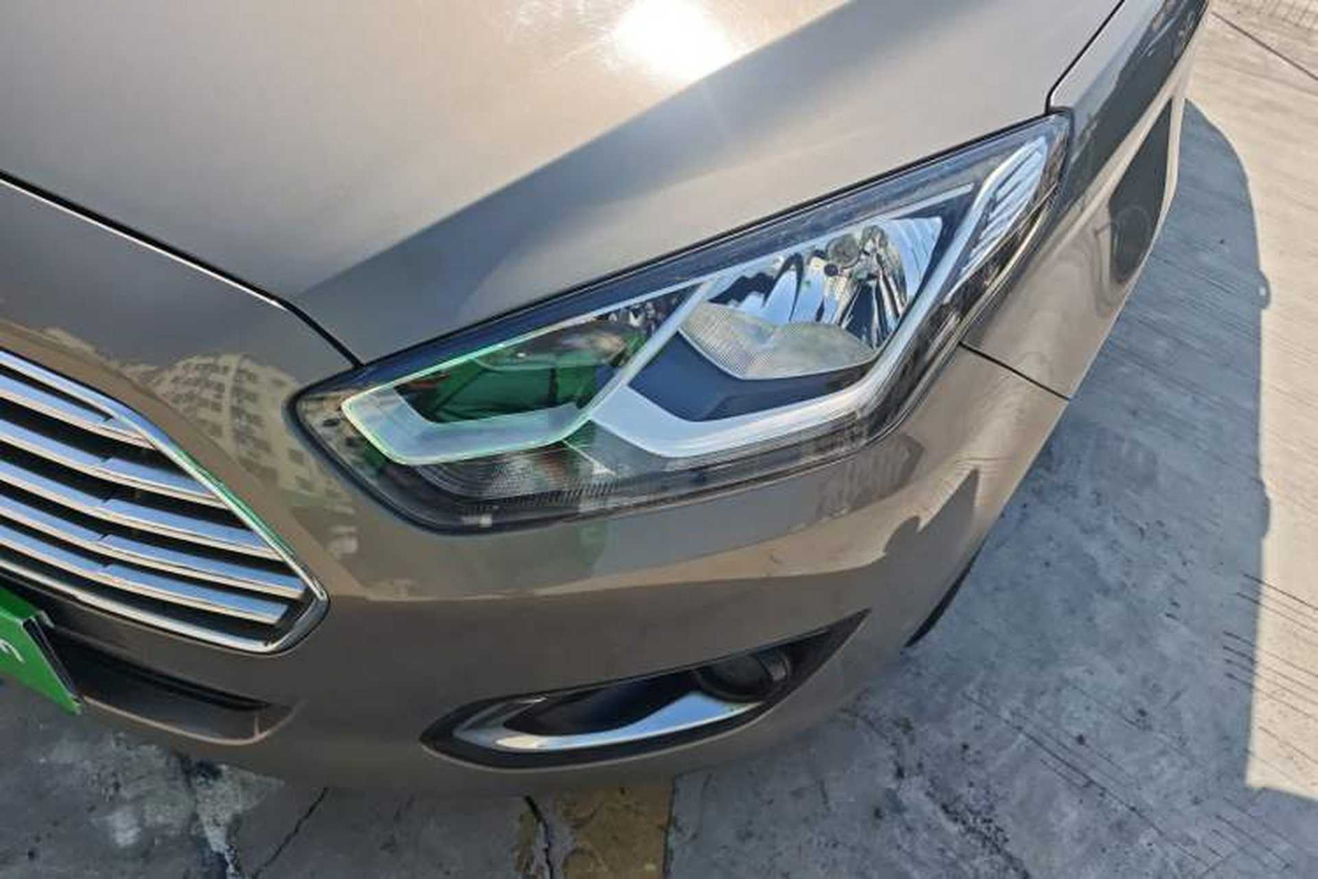 Used Ford Escort 2015 1.5L Automatic Fashion Model Left Front Headlight