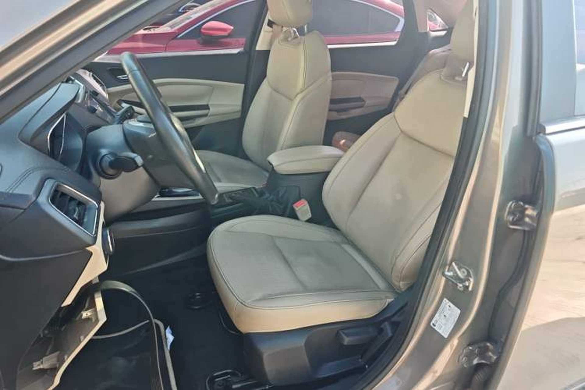 Used Ford Escort 2015 1.5L Automatic Fashion Model Left Front Seat