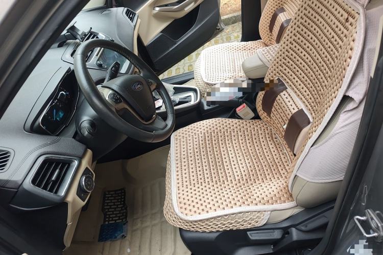 Used Ford Escort 2015 1.5L Automatic Fashion Model Left Front Seat