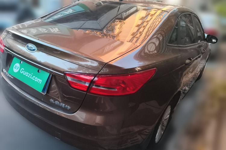 Used Ford Escort 2015 1.5L Manual Comfort Model Rear Right 45 Deg