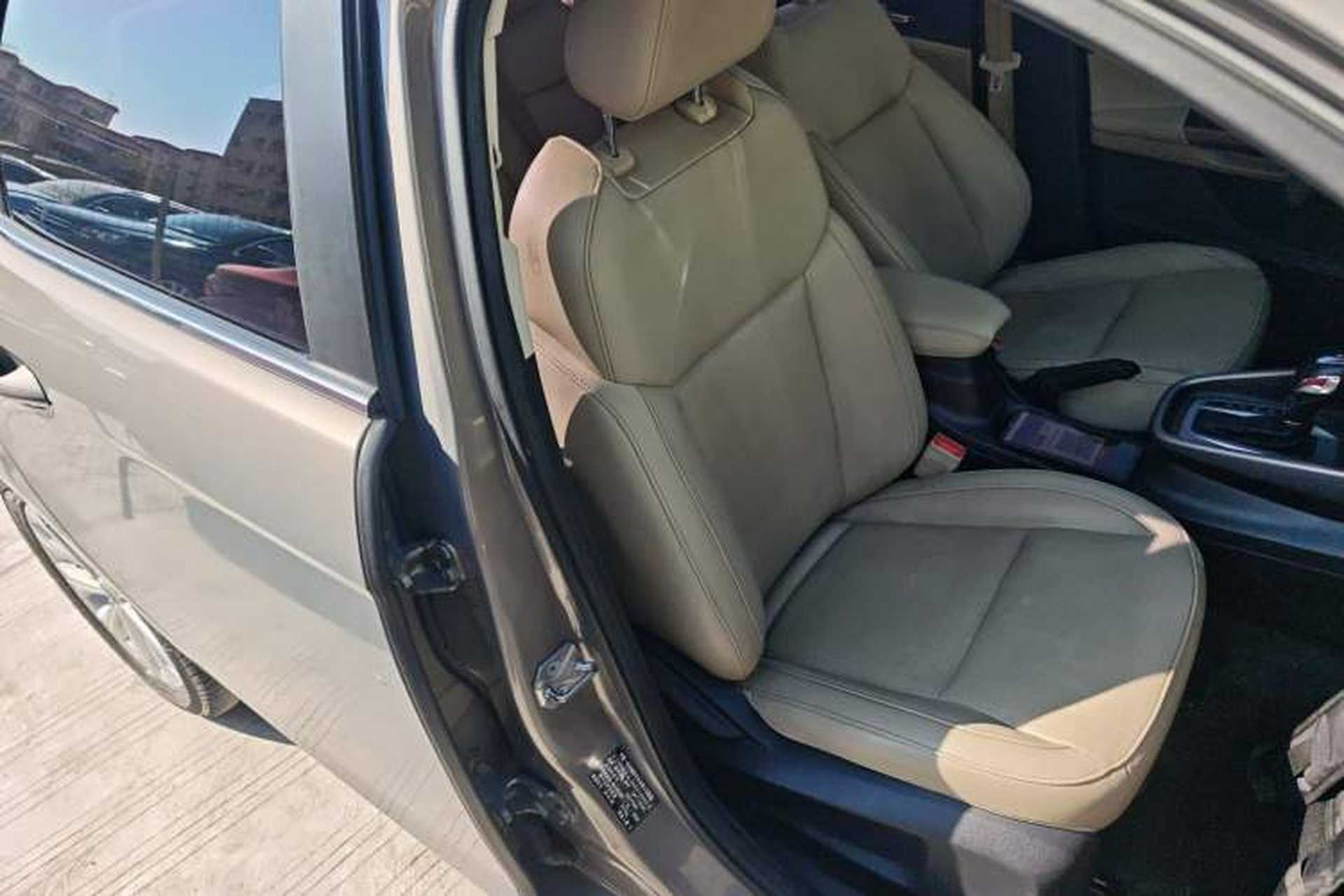 Used Ford Escort 2015 1.5L Automatic Fashion Model Right Front Seat
