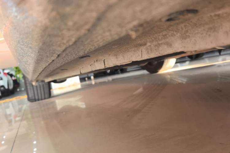 Used Ford Escort 2015 1.5L Automatic Fashion Model Right Side Sill