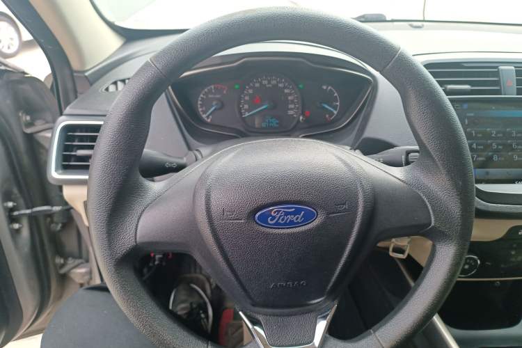 Used Ford Escort 2015 1.5L Manual Comfort Model Steering Wheel