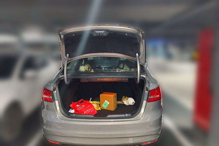 Used Ford Escort 2015 1.5L Manual Comfort Model Trunk