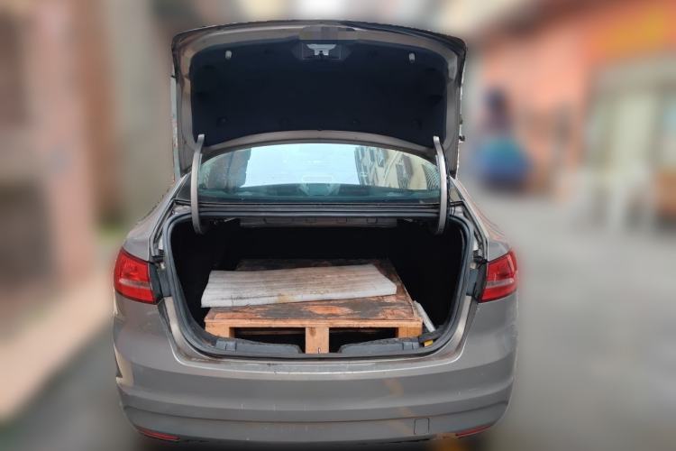 Used Ford Escort 2015 1.5L Automatic Fashion Model Trunk