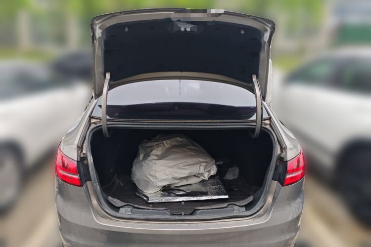 Used Ford Escort 2015 1.5L Manual Comfort Model Trunk