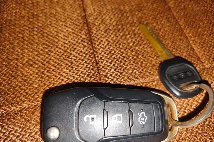 Used Ford Escort 2015 1.5L Manual Comfort Model Vehicle Key